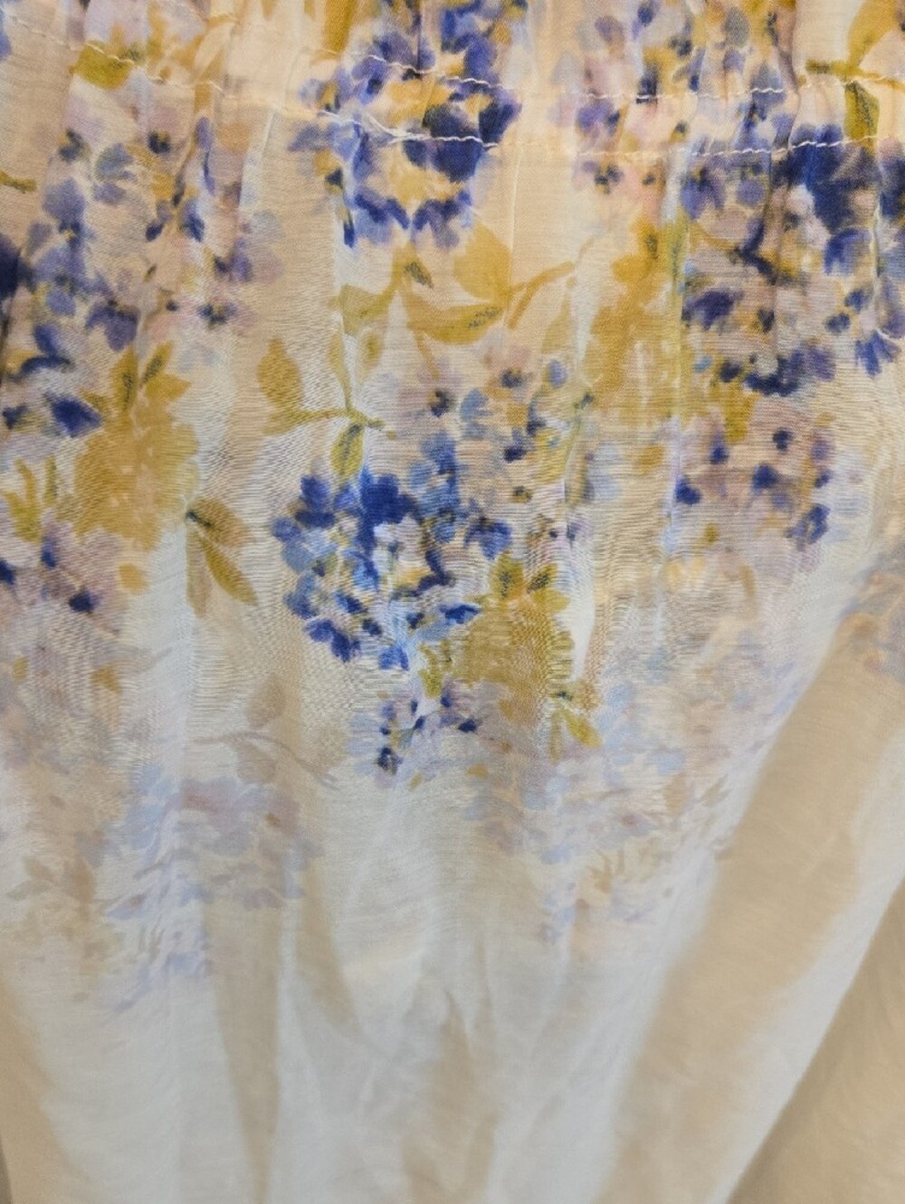 NWOT Creame Floral Button-Front Peasant Blouse - Picture 3 of 7